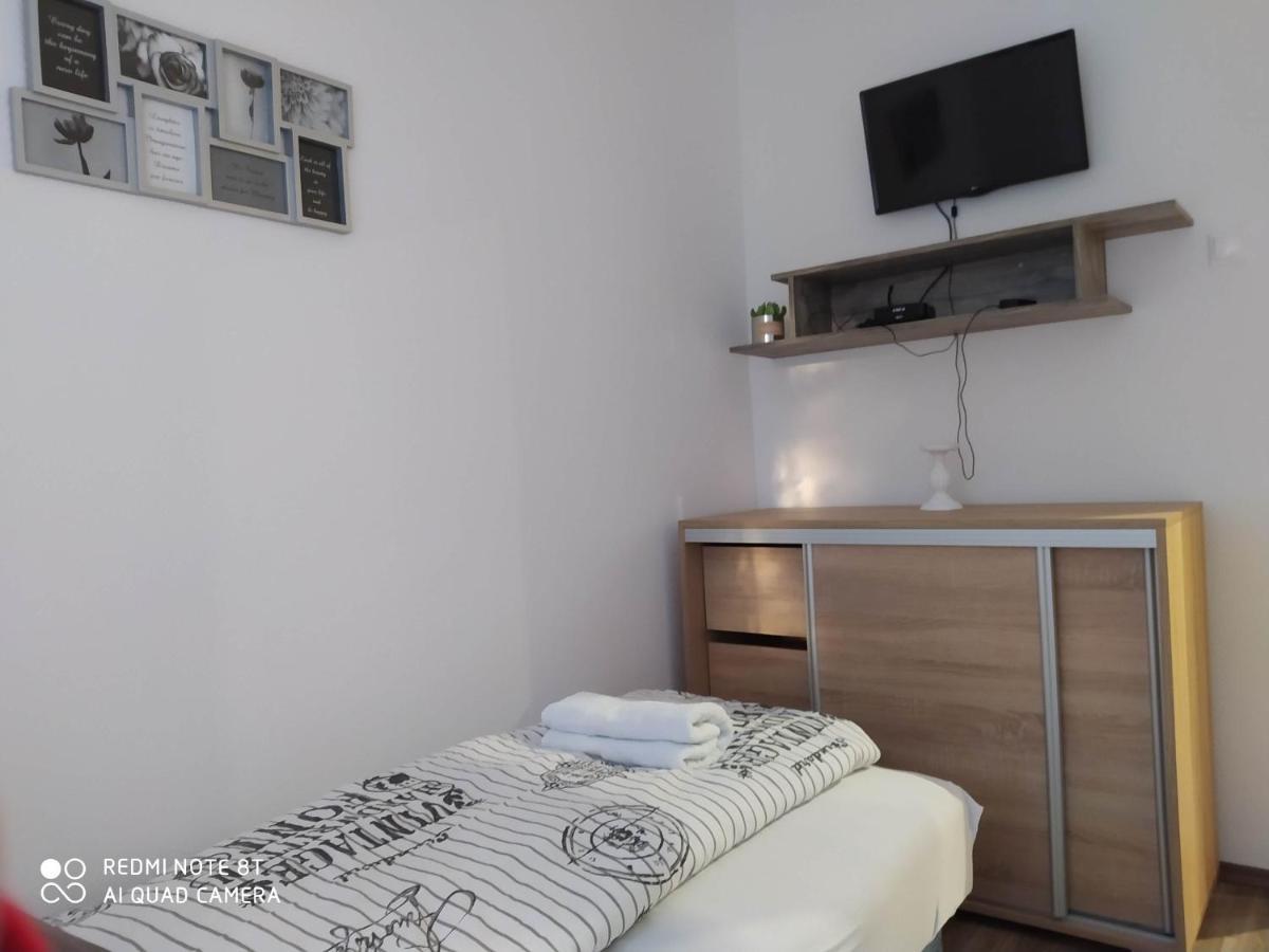 Evelyn Apartman Hajdúszoboszló المظهر الخارجي الصورة