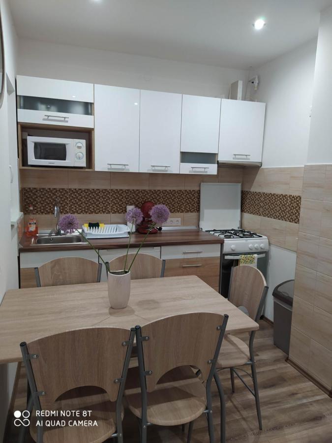 Evelyn Apartman Hajdúszoboszló المظهر الخارجي الصورة